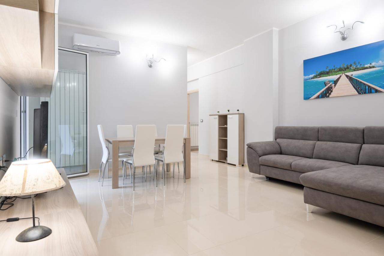 Modern Flat 250 Mt From The Sea - Albissola Marina 아파트 외부 사진