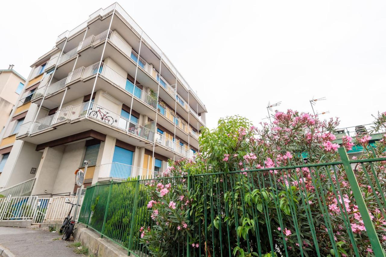 Modern Flat 250 Mt From The Sea - Albissola Marina 아파트 외부 사진